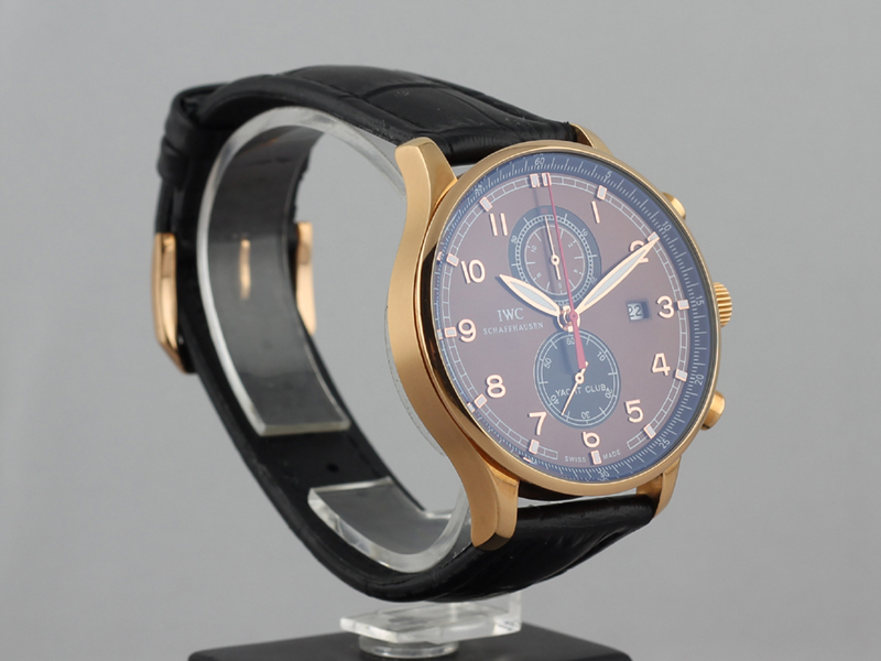 IWC watch man-145